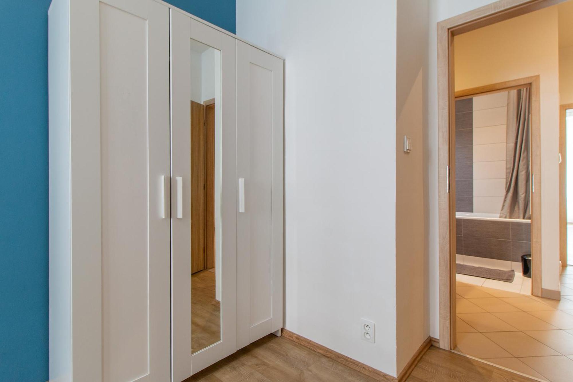 Stay Inn Apartments Naplavka Прага Екстер'єр фото