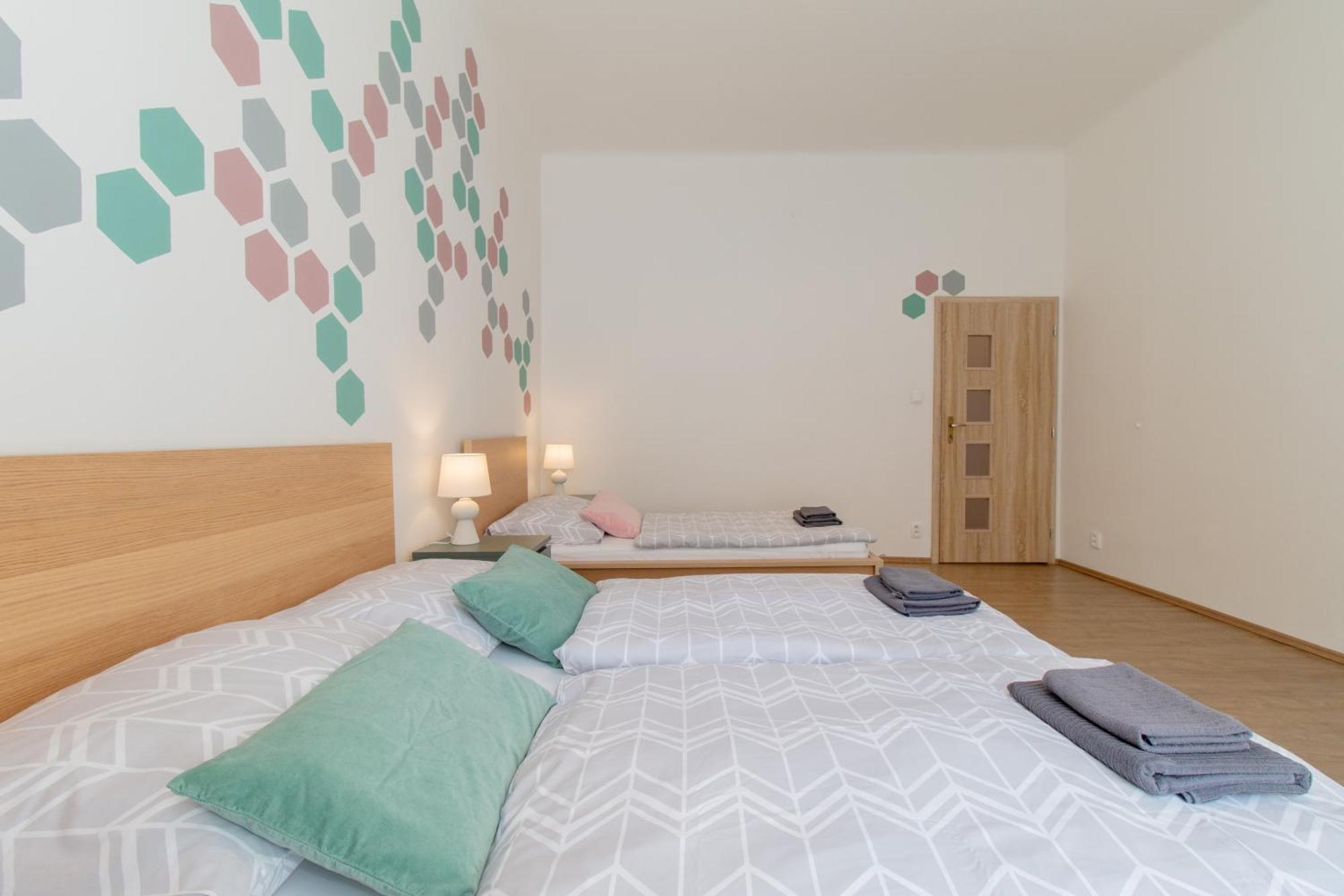 Riverside Cr Apartment Прага Екстер'єр фото